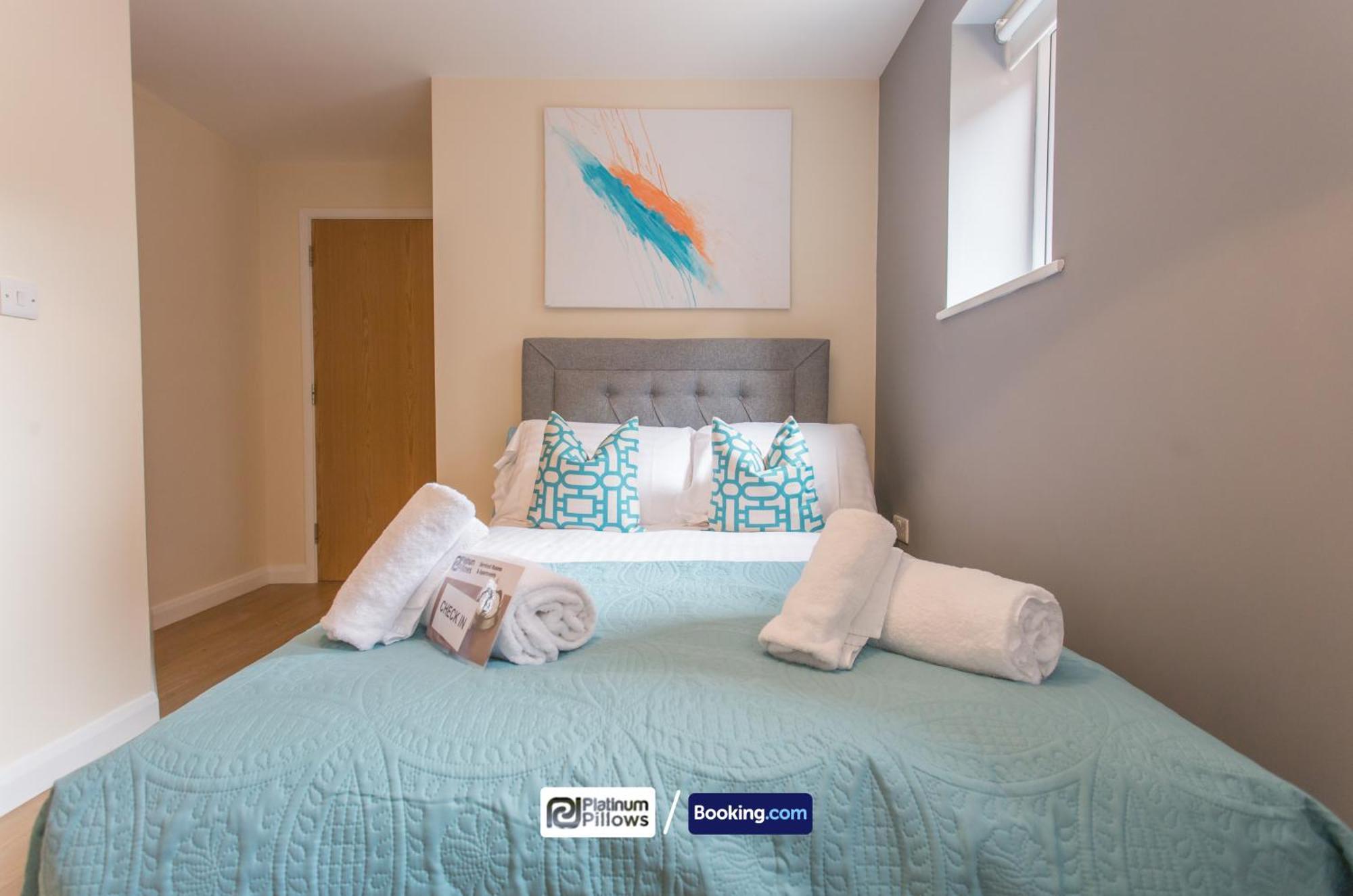 Modern Oxford 2 Bedroom Apartments, Near Headington Hospital, Families & Contractor Accommodation With Parking Exterior foto