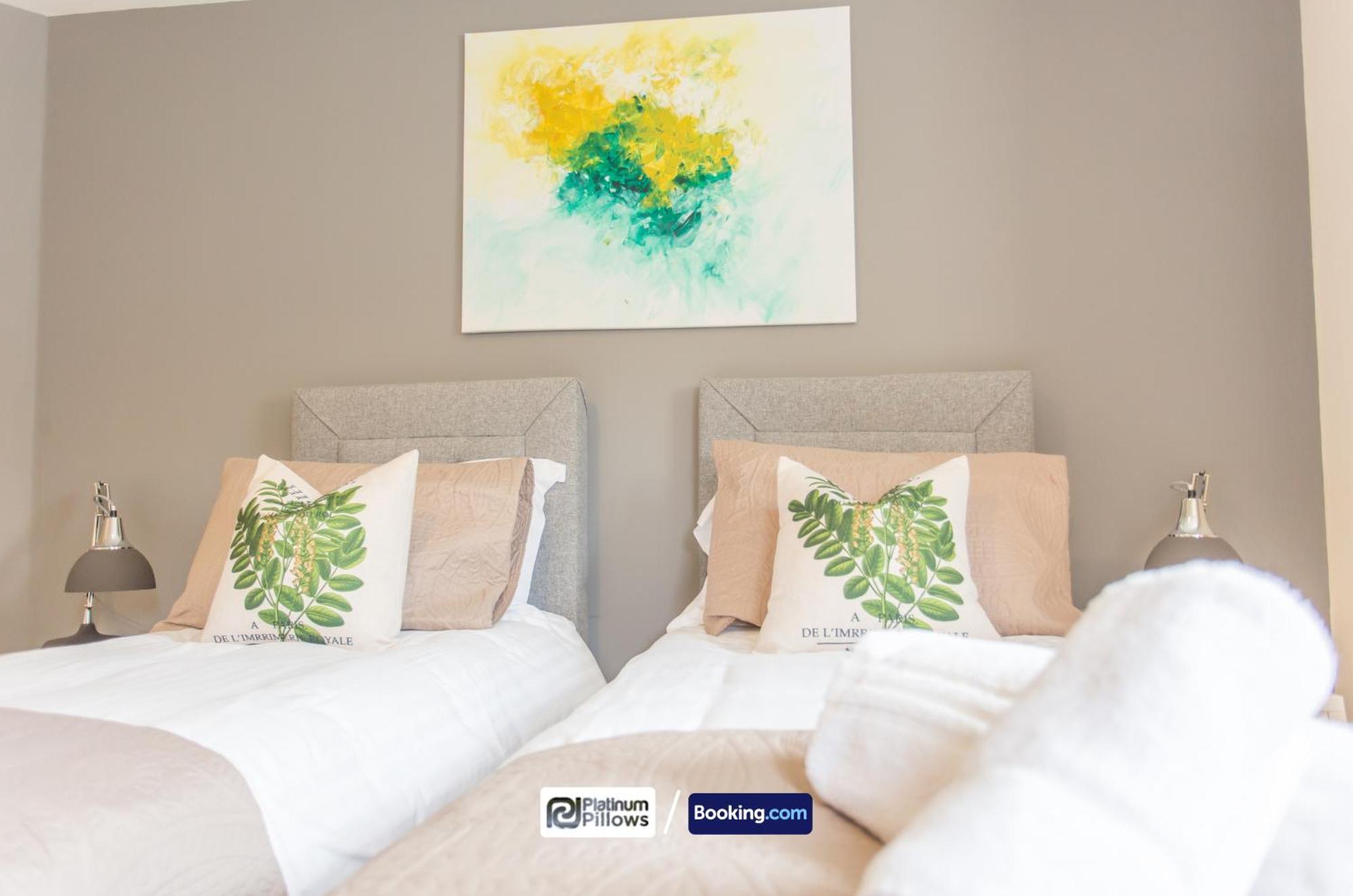 Modern Oxford 2 Bedroom Apartments, Near Headington Hospital, Families & Contractor Accommodation With Parking Exterior foto