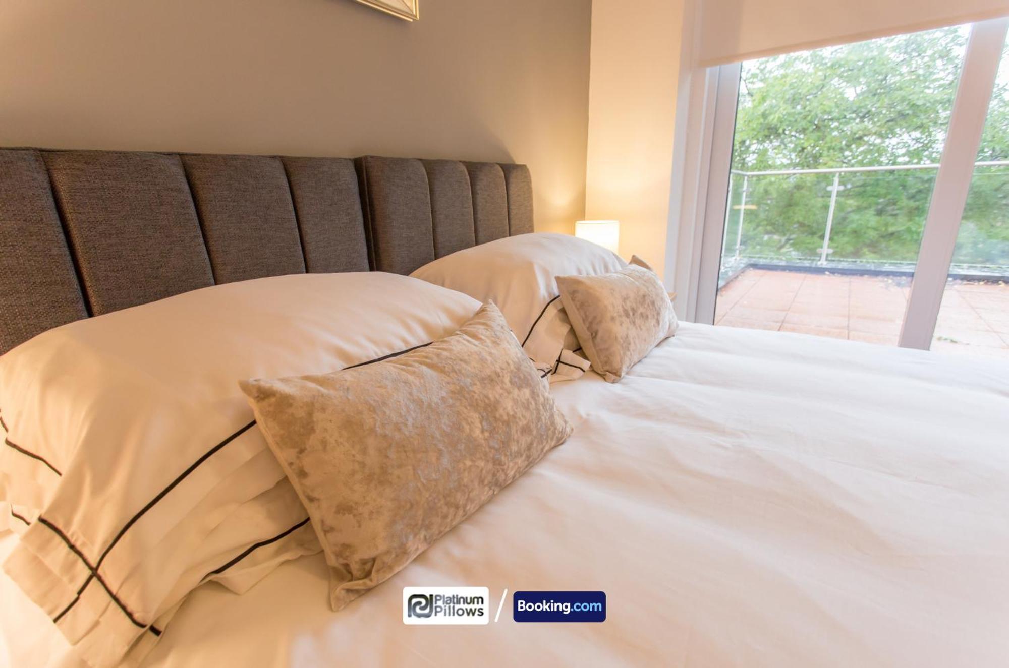 Modern Oxford 2 Bedroom Apartments, Near Headington Hospital, Families & Contractor Accommodation With Parking Exterior foto